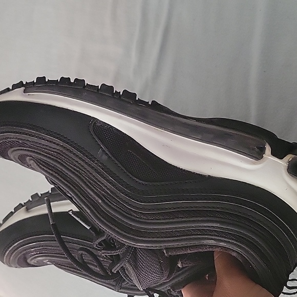 Nike - Picture 4 of 5